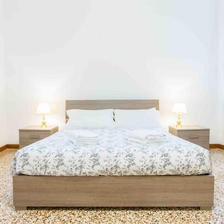Ca Cicogna Air Conditioning And Fast Wifi, Central Location Apartment Venetië Buitenkant foto